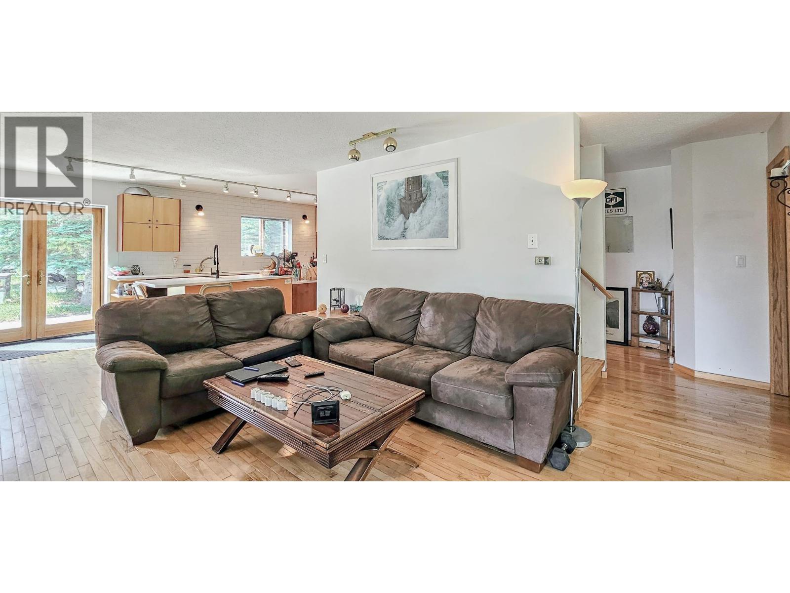 3560 Island Pond Road - Image 25