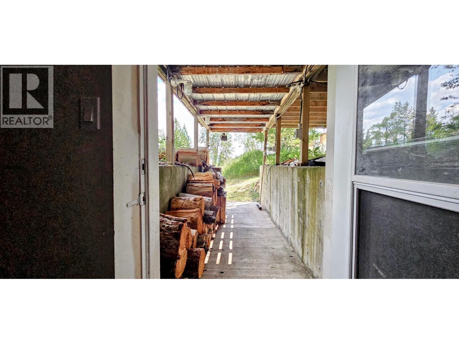 3560 Island Pond Road - Image 36