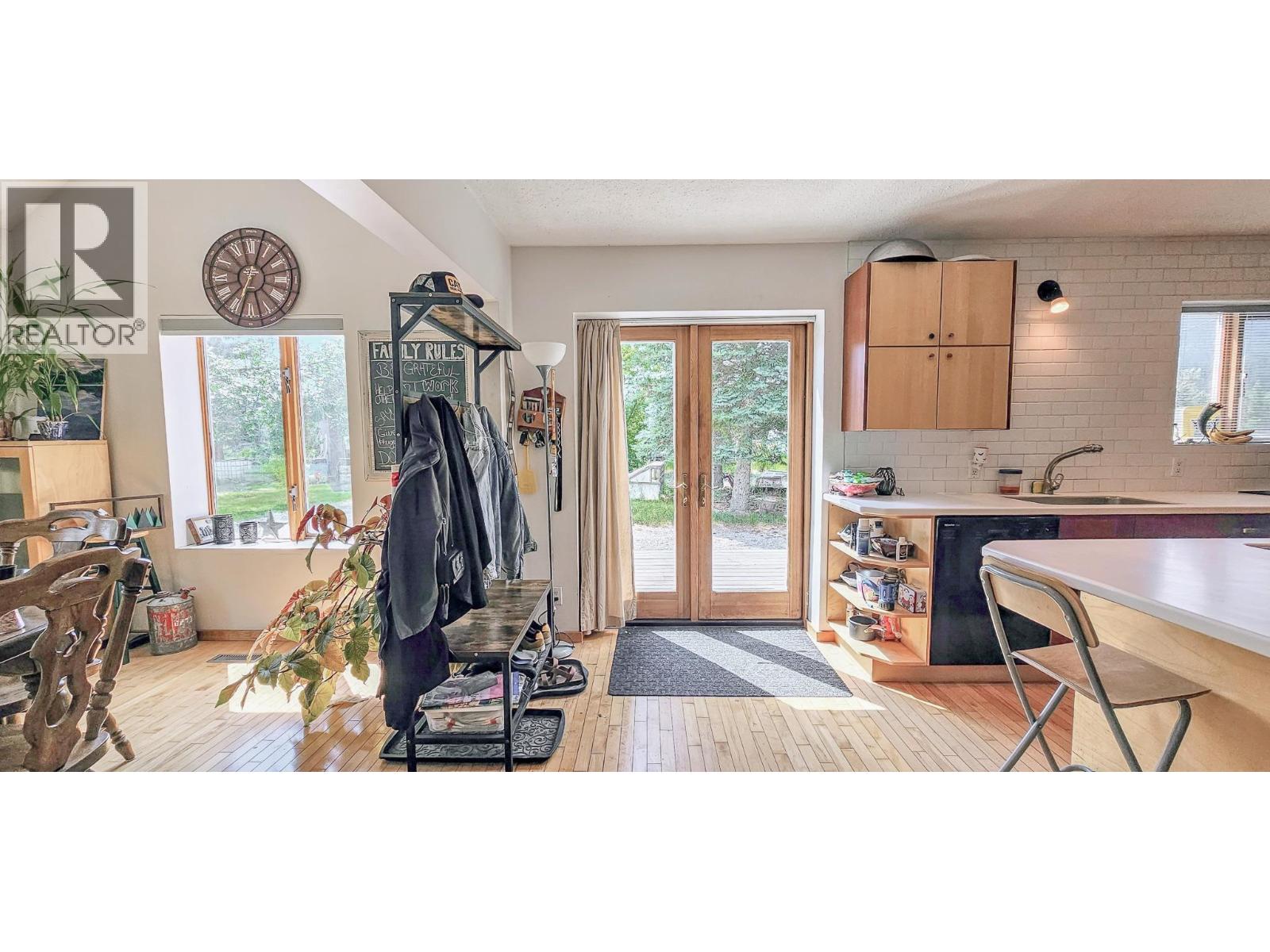 3560 Island Pond Road - Image 4
