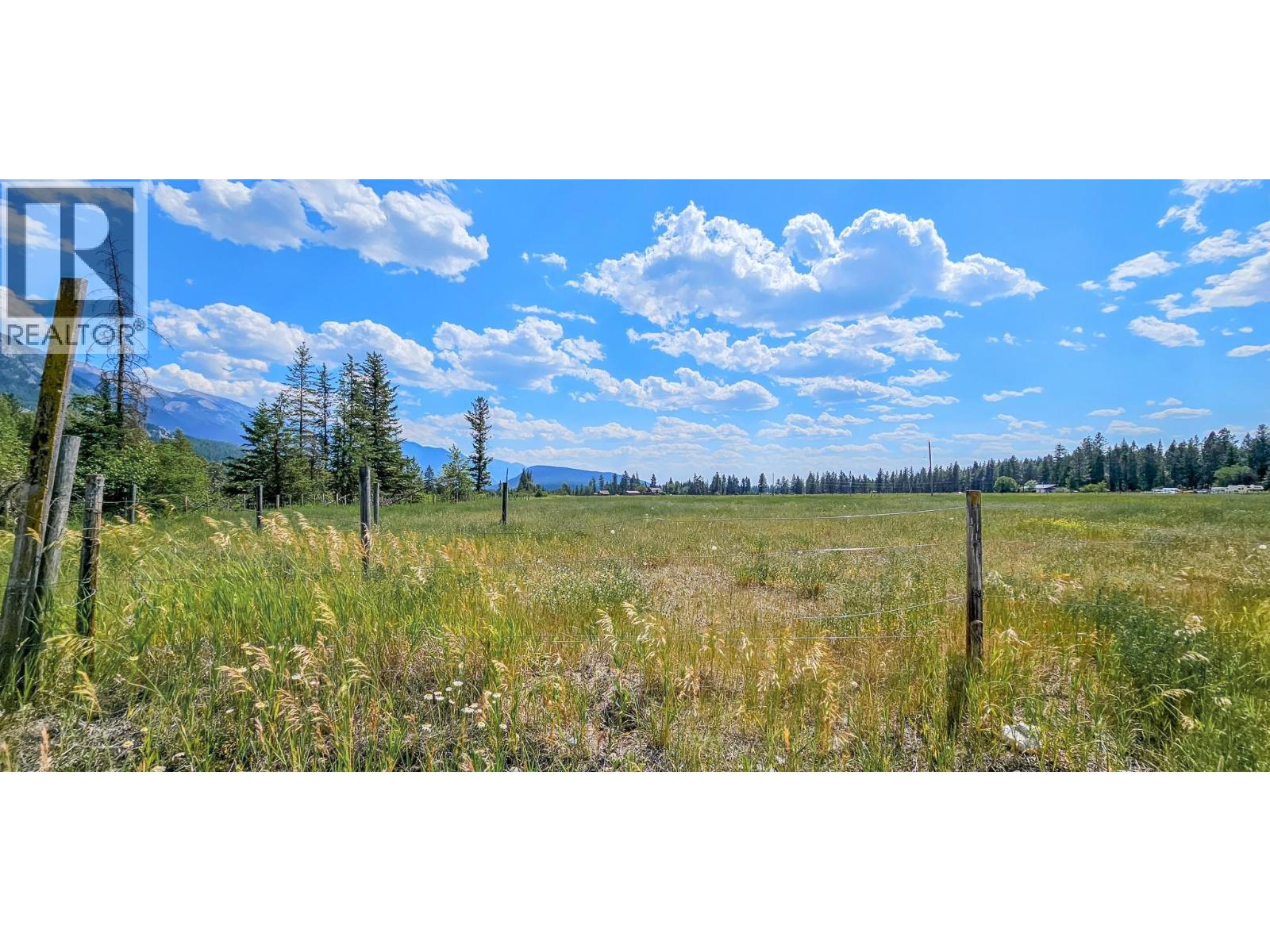 3560 Island Pond Road - 61