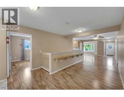 3pc Bathroom - 2807 32 Street Sw, Calgary, AB T3E2S1 Photo 12