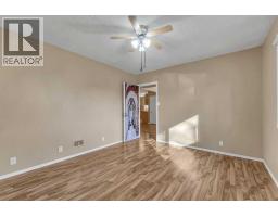 Bedroom - 2807 32 Street Sw, Calgary, AB T3E2S1 Photo 14