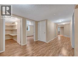 2807 32 Street Sw, Calgary, AB T3E2S1 Photo 43