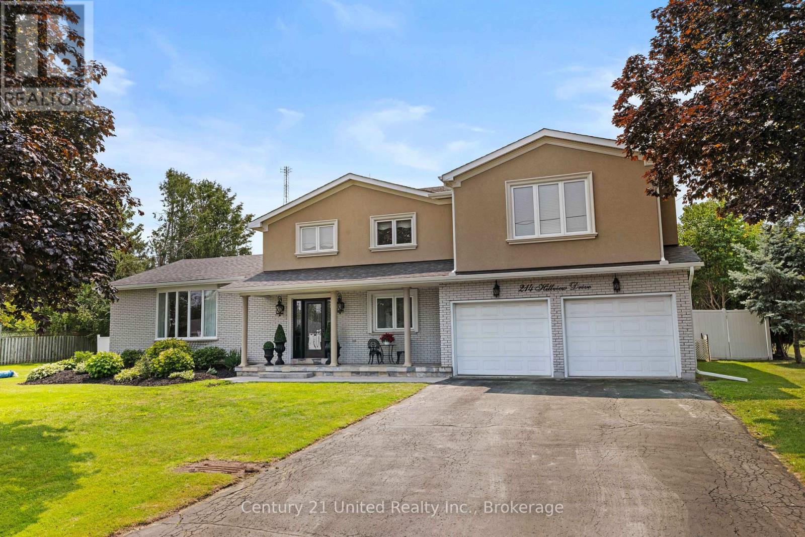 214 Hillview Drive, Peterborough, ON