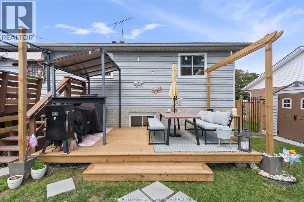 303 STONE RIDGE AVENUE - Image 35