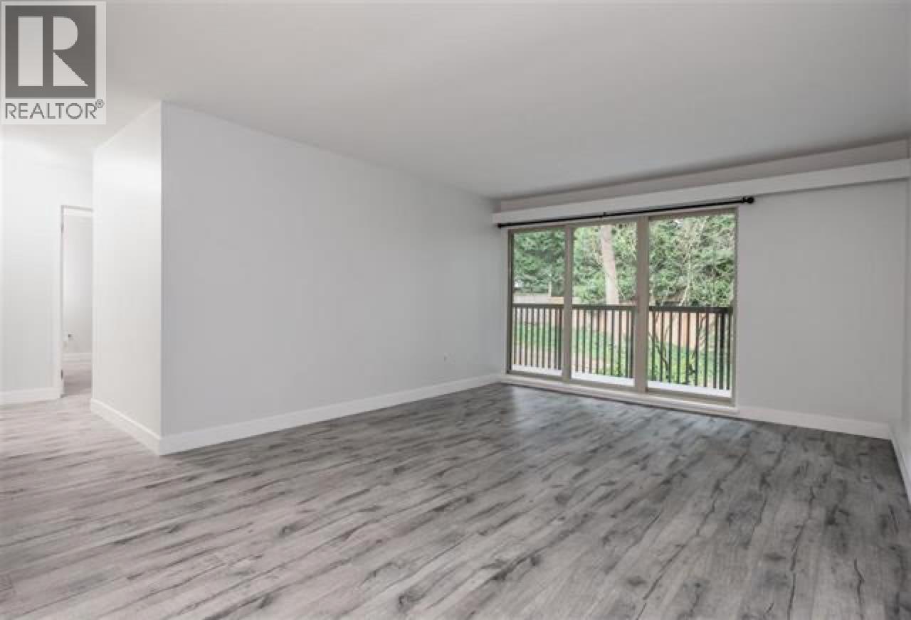 419 9867 MANCHESTER DRIVE, Burnaby