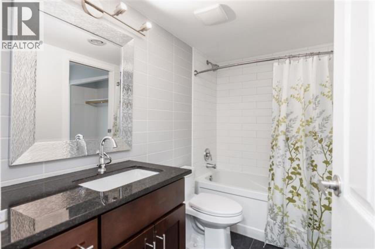 419 9867 MANCHESTER DRIVE, Burnaby