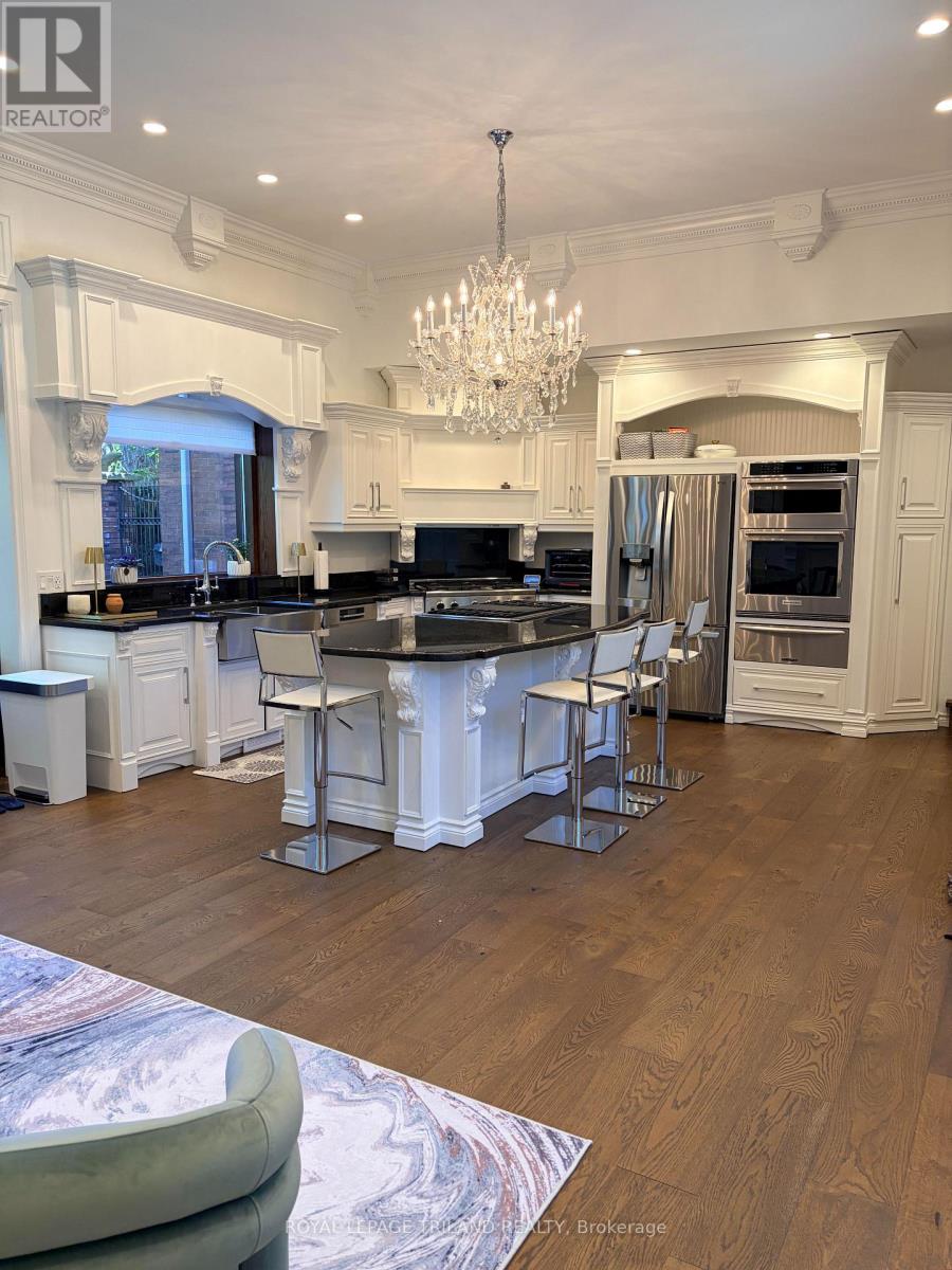 512 COLBORNE STREET - Image 20