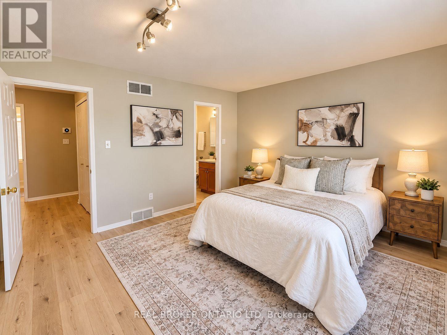 #6 861 SHELBORNE STREET - Image 9
