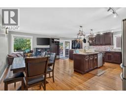 907 Ranchview Crescent NW - photo 2
