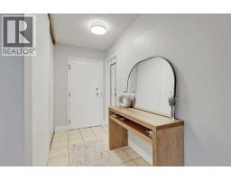 708, 718 12 Avenue SW - photo 2
