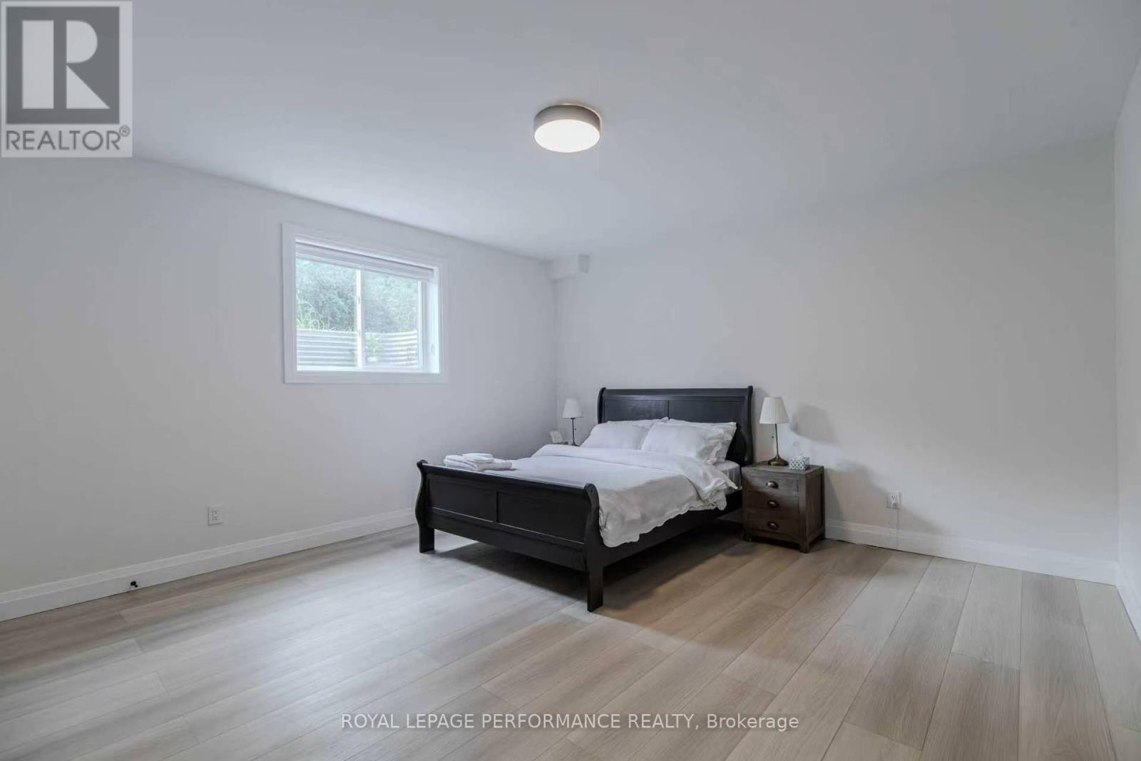 Unit B - 819 Aaron Avenue