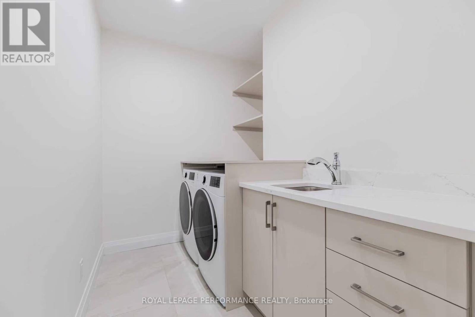 Unit B - 819 Aaron Avenue