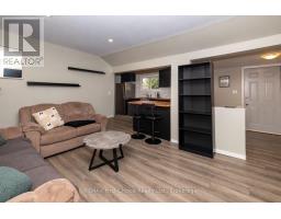 84 Penfold Street, Thunder Bay, ON P7A3J9 Photo 6
