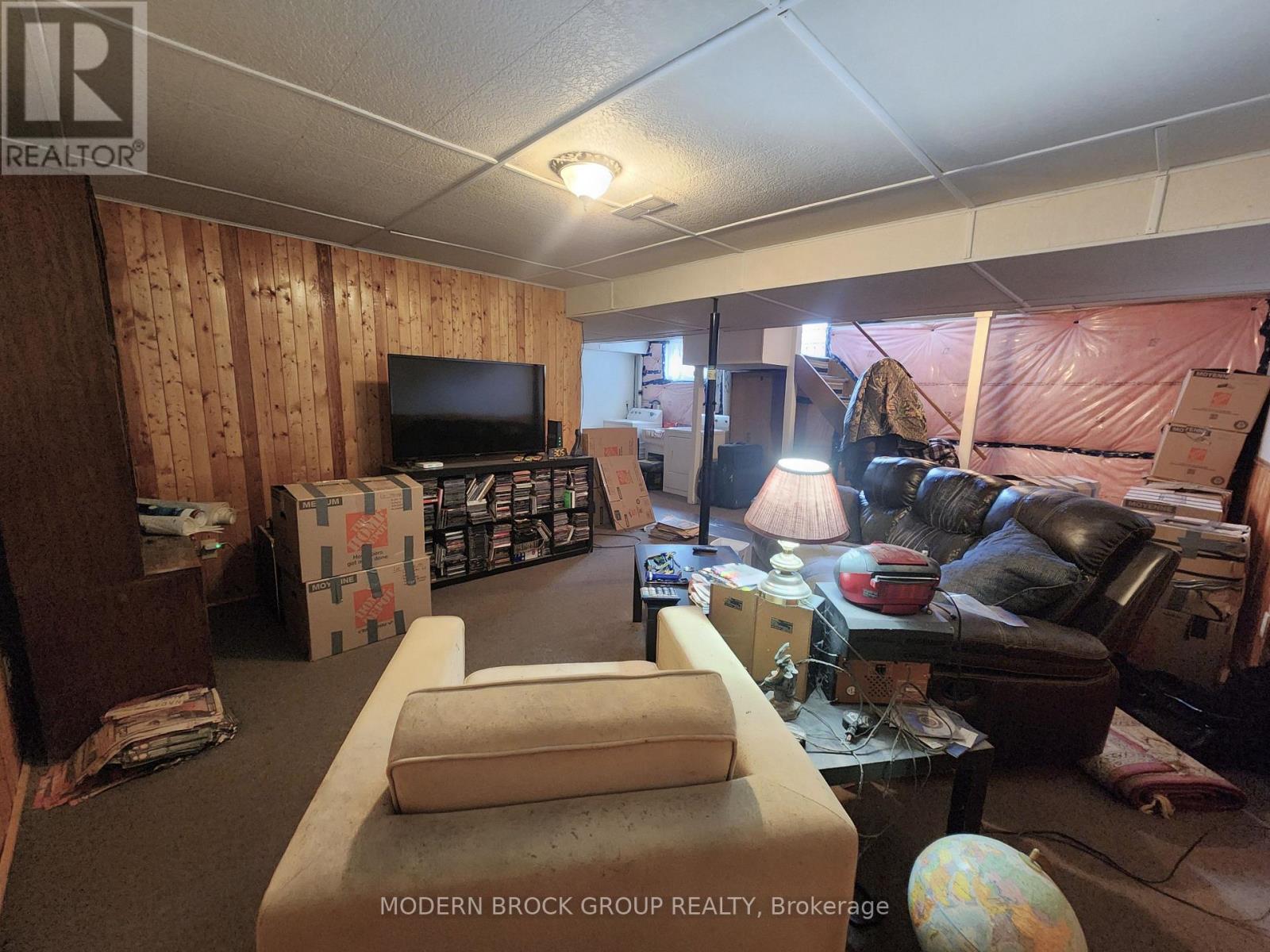 944 MACKENZIE ROAD - 28