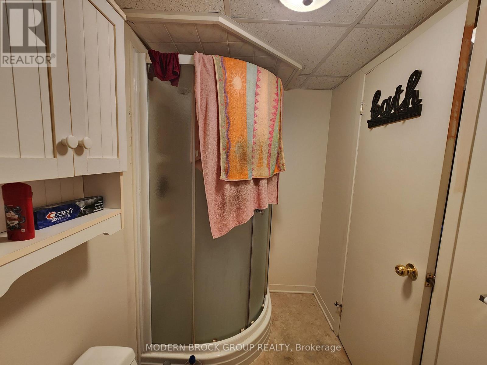 944 MACKENZIE ROAD - 33