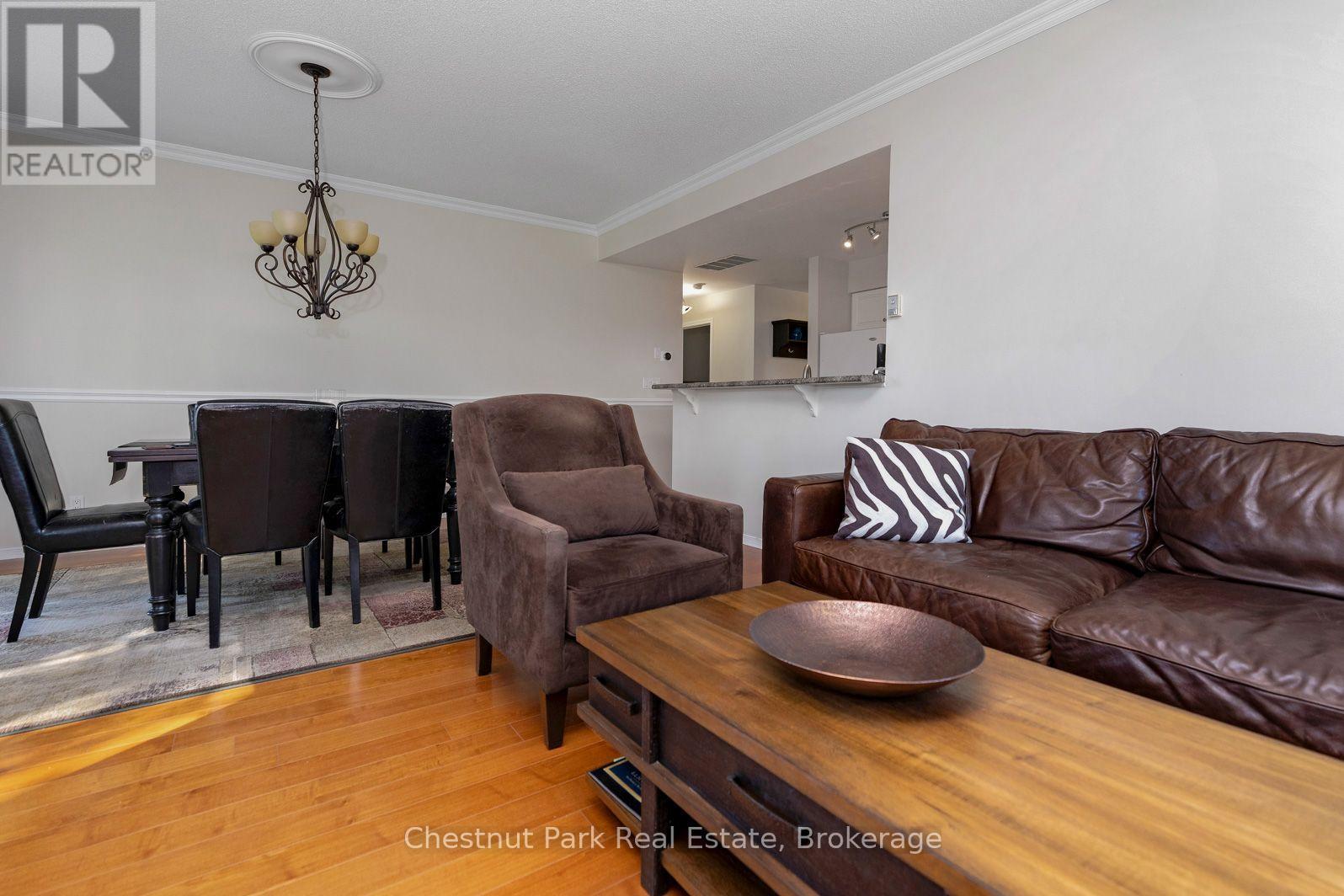 678 Johnston Park Avenue, Collingwood photo 28