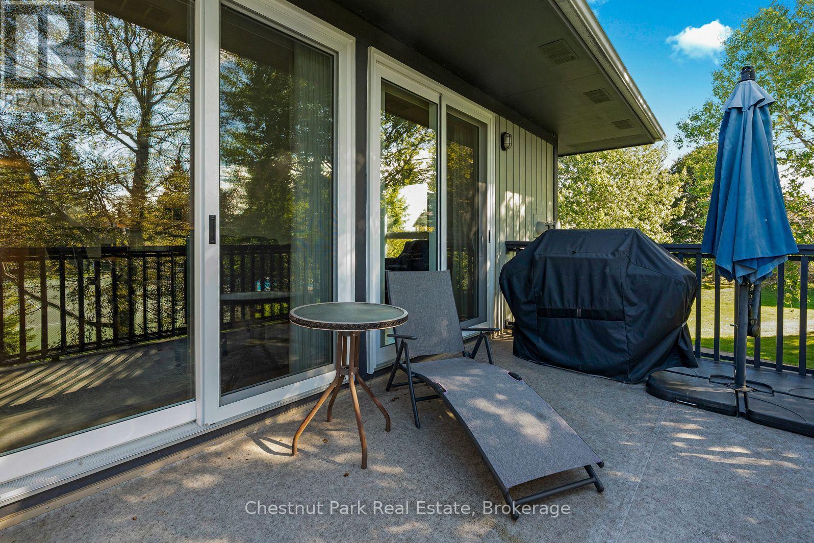 678 Johnston Park Avenue, Collingwood photo 30