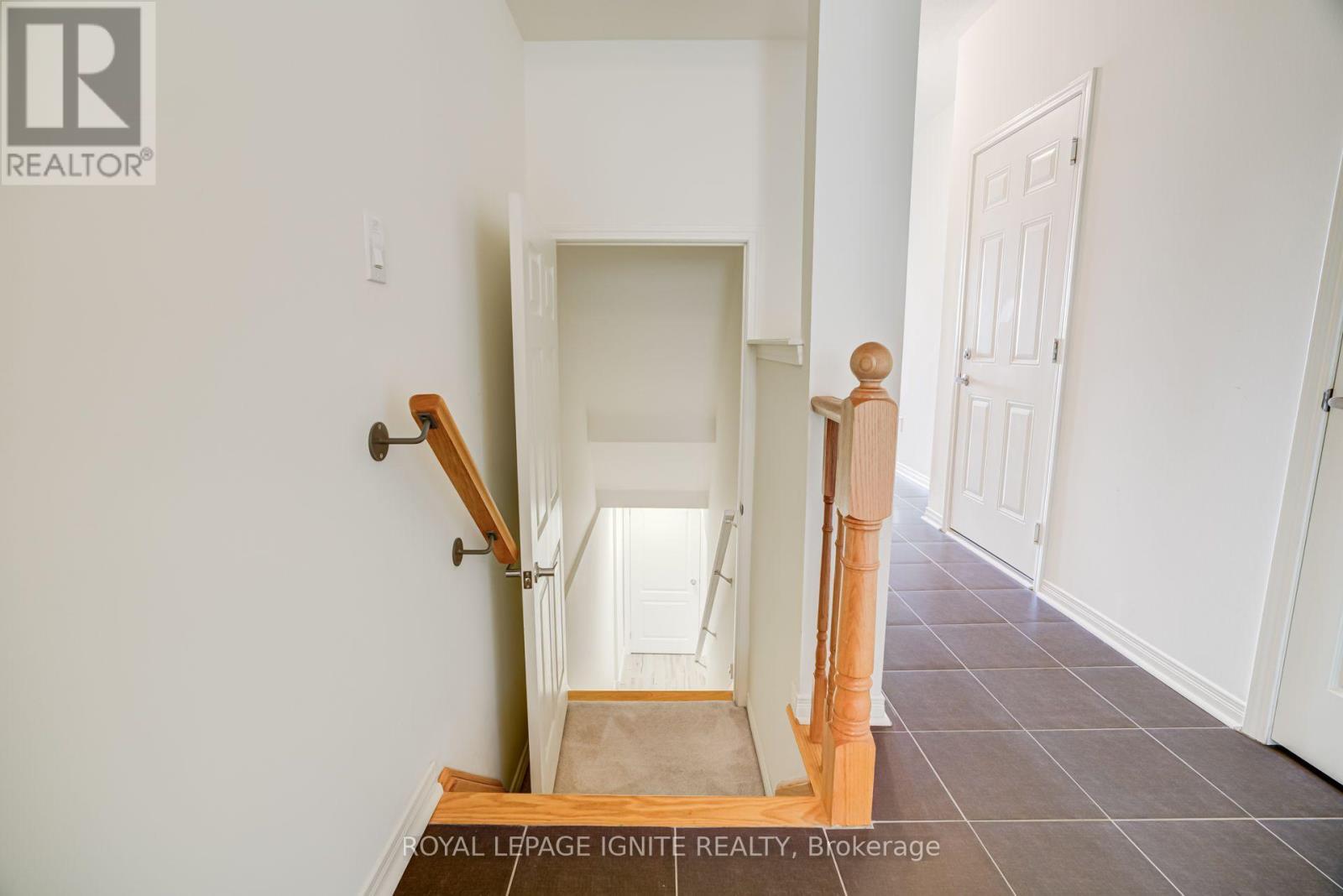 5 Sleeky Lane, Ajax, ON photo 43