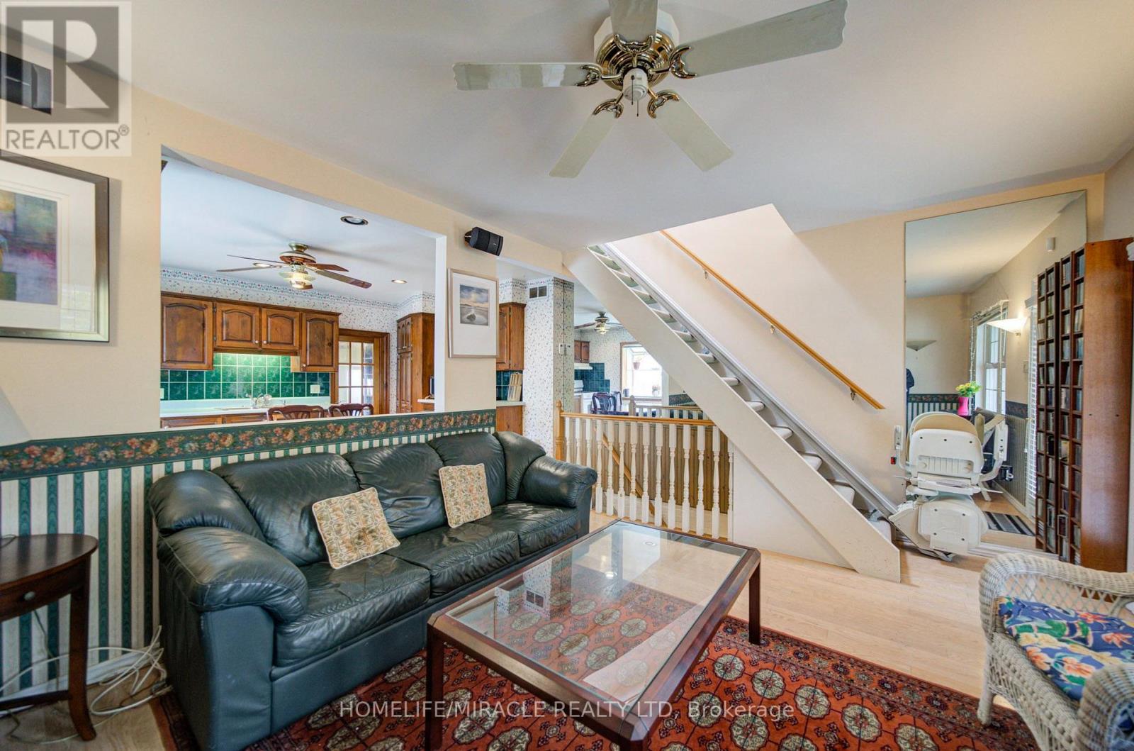 36 VALHALLA BOULEVARD - 11