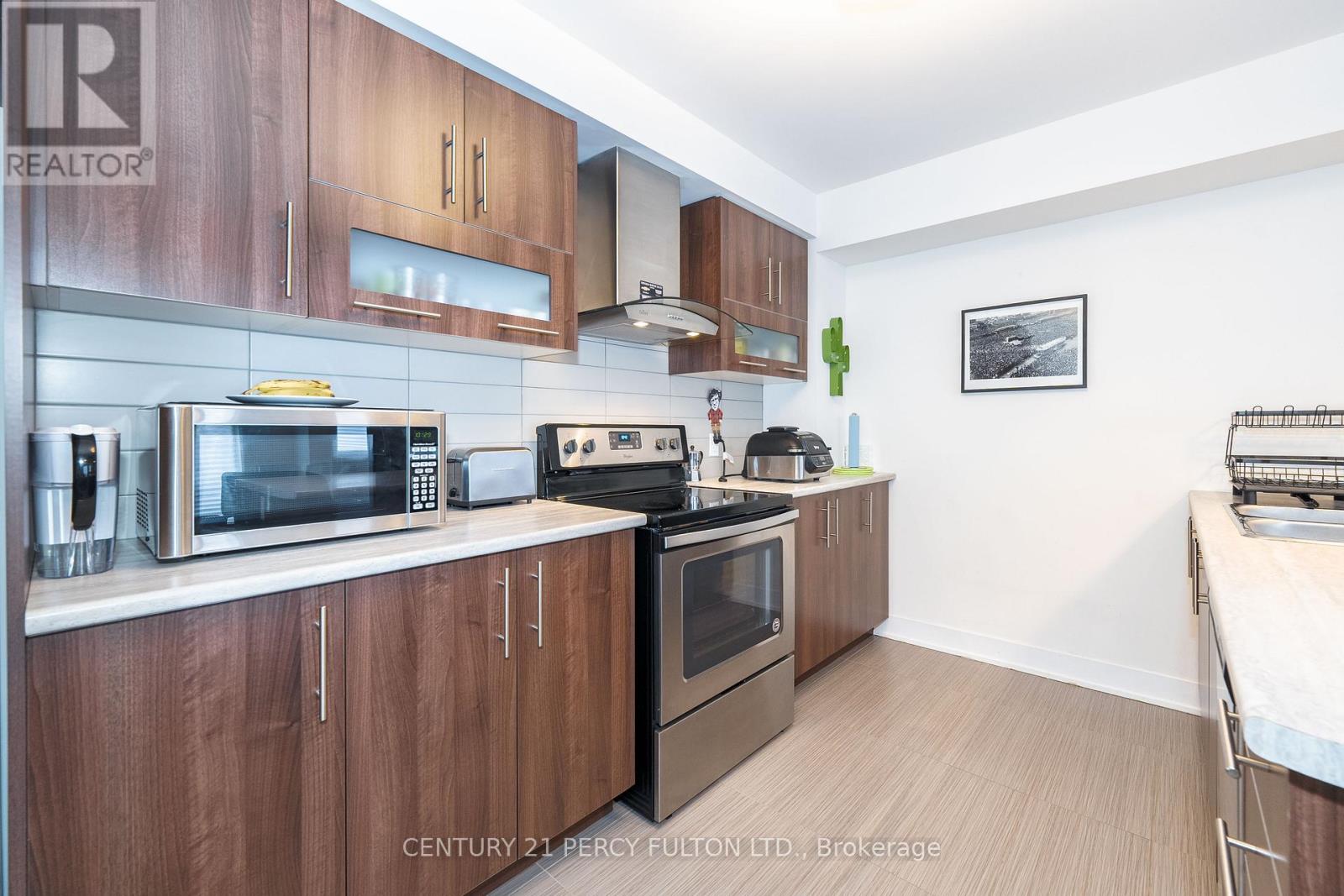 26 Pallock Hill Way, Whitby, ON photo 13