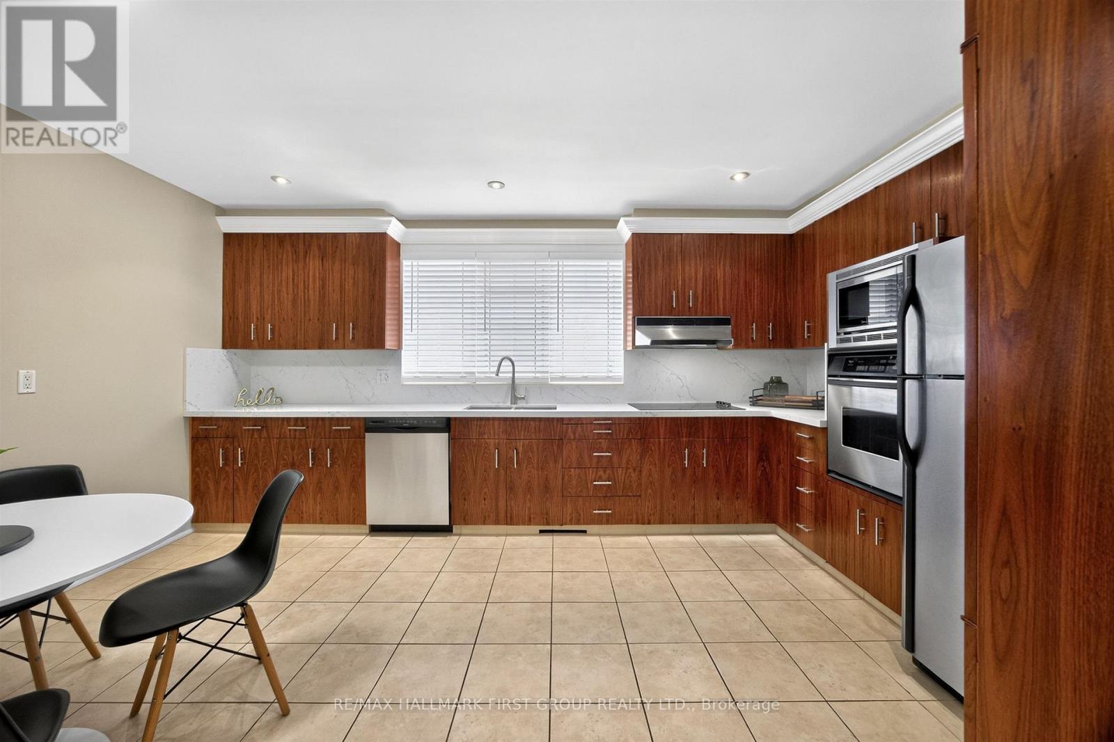 21 Ivan Road, Toronto, ON photo 14