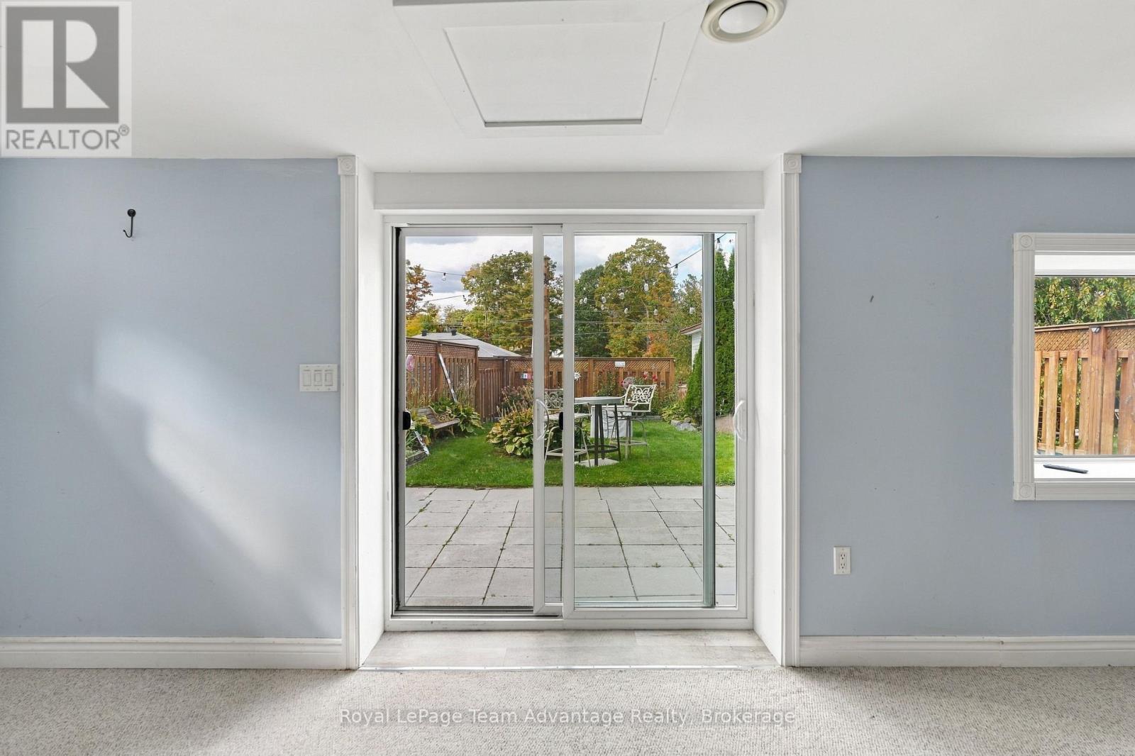 55 HIGHLAND CRESCENT - Image 10