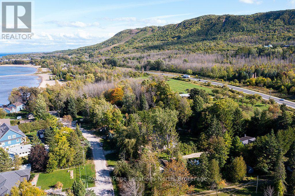 128 TESKEY DRIVE - 26