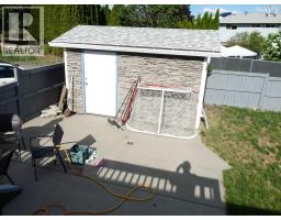 Full bathroom - 1160 Meadow Lane, Kamloops, BC V2B5N5 Photo 9