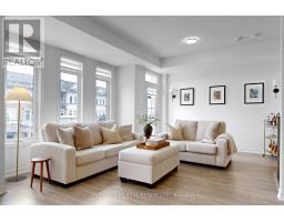 32 Mel Irving Drive, Bradford West Gwillimbury, ON L3Z4P1 Photo 12