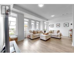 32 Mel Irving Drive, Bradford West Gwillimbury, ON L3Z4P1 Photo 9