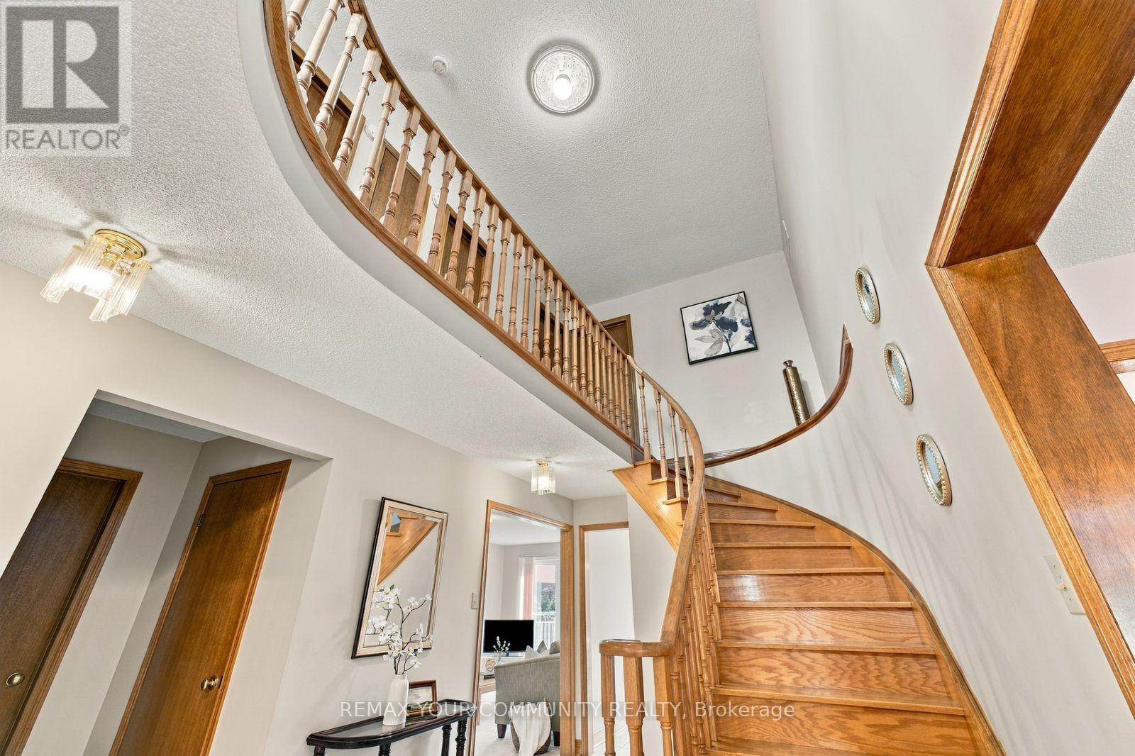 49 Trevor Street, Vaughan, ON photo 7