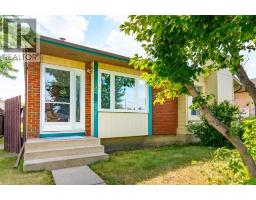 123 Whitworth Way NE - photo 1