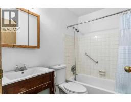 Bedroom - 123 Whitworth Way Ne, Calgary, AB T1Y6B1 Photo 6