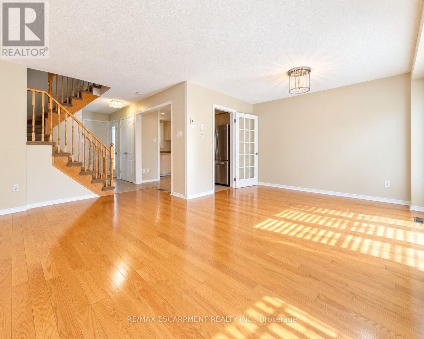6143 Snowy Owl Crescent, Mississauga, ON photo 8