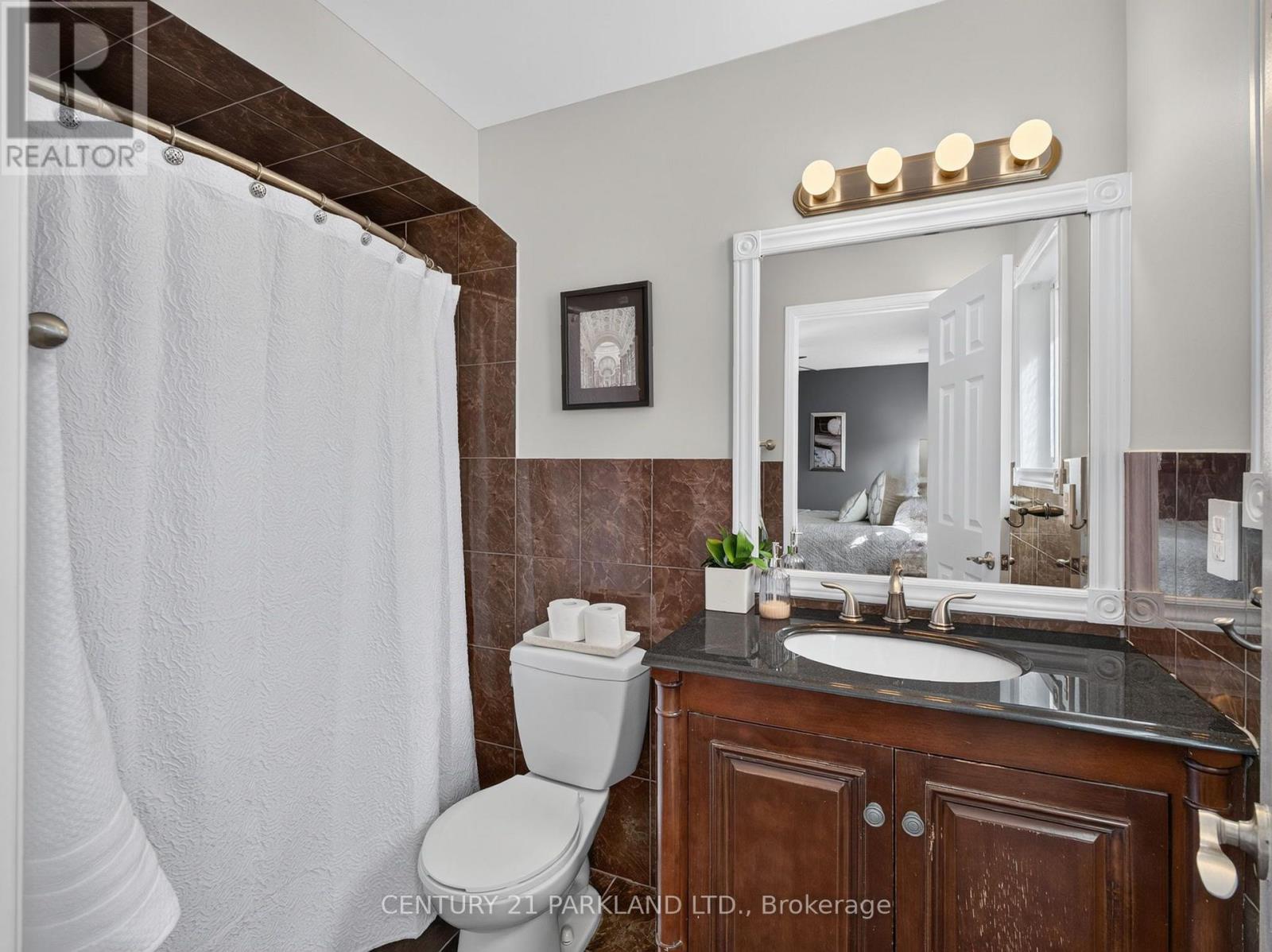 228 Rosemount Avenue, Toronto, ON photo 16
