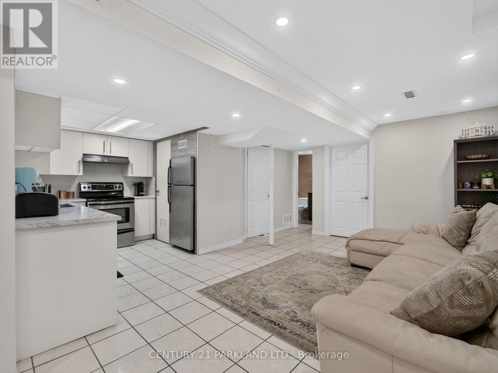 228 Rosemount Avenue, Toronto, ON photo 22