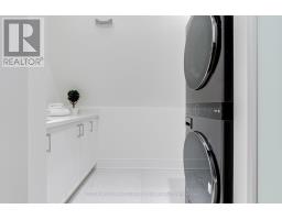 45 Benson Avenue, Mississauga, ON L5H2P3 Photo 31