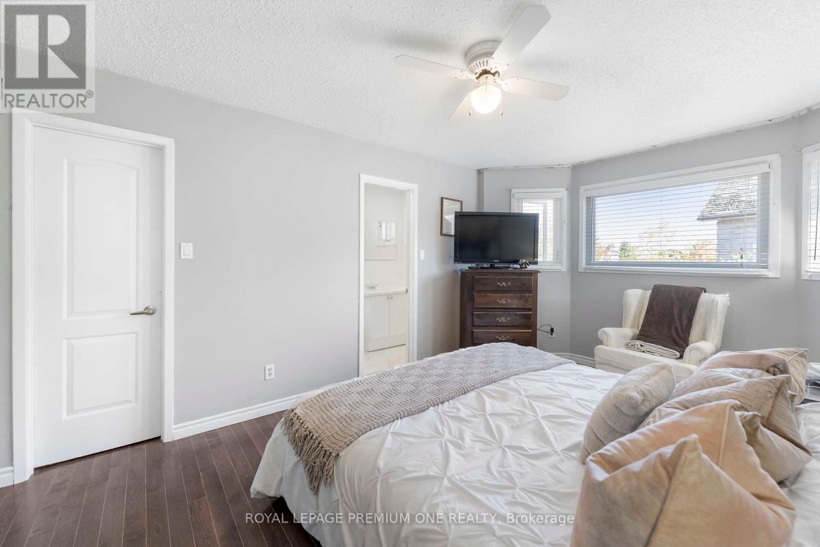 25 Sir Lancelot Court, Caledon, ON photo 22