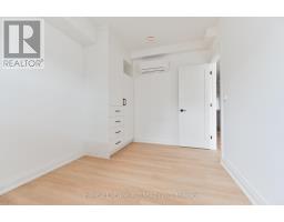 228 Emerson Ave Avenue, Toronto, ON M6H3T6 Photo 9