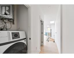 Upper - 228 Emerson Ave Avenue, Toronto, ON M6H3T6 Photo 16