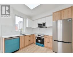 Upper - 228 Emerson Ave Avenue, Toronto, ON M6H3T6 Photo 8