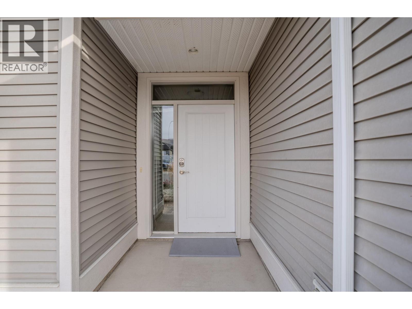 2620 ROSEWOOD Avenue - 36