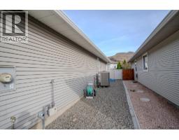2620 Rosewood Avenue, Kamloops, BC V2B0C4 Photo 31