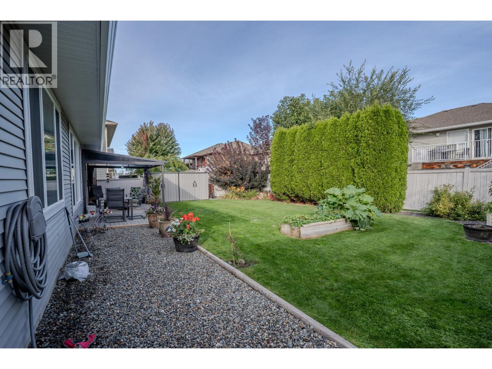 2620 ROSEWOOD Avenue - 29