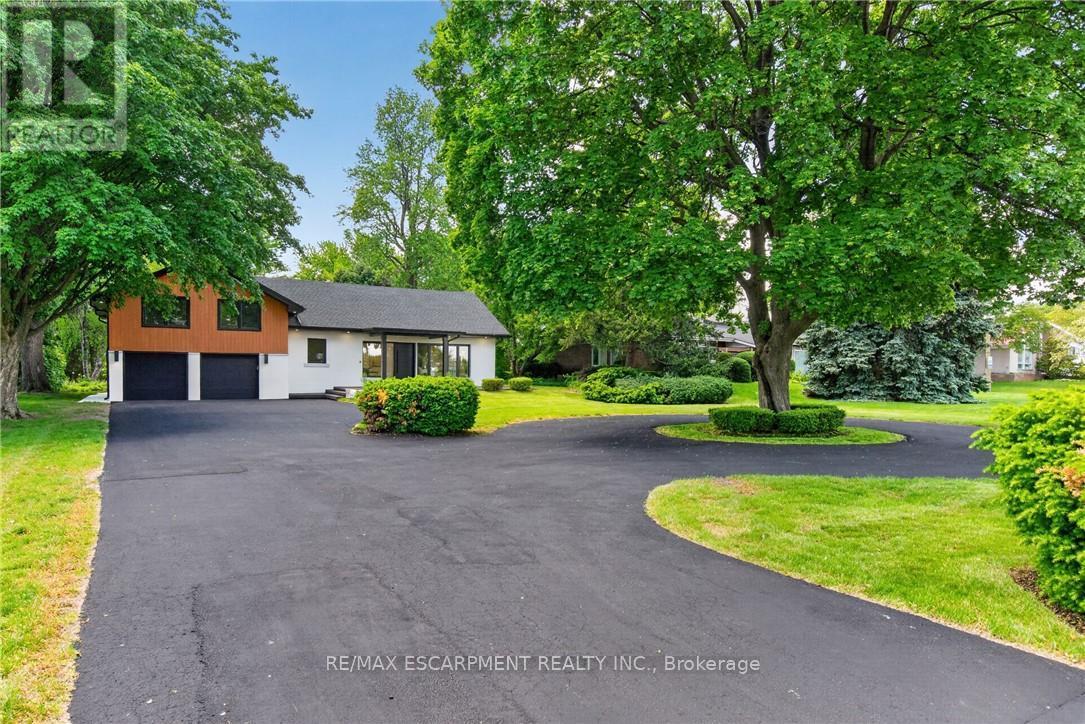 274 Mountain Brow Boulevard, Hamilton, ON photo 1