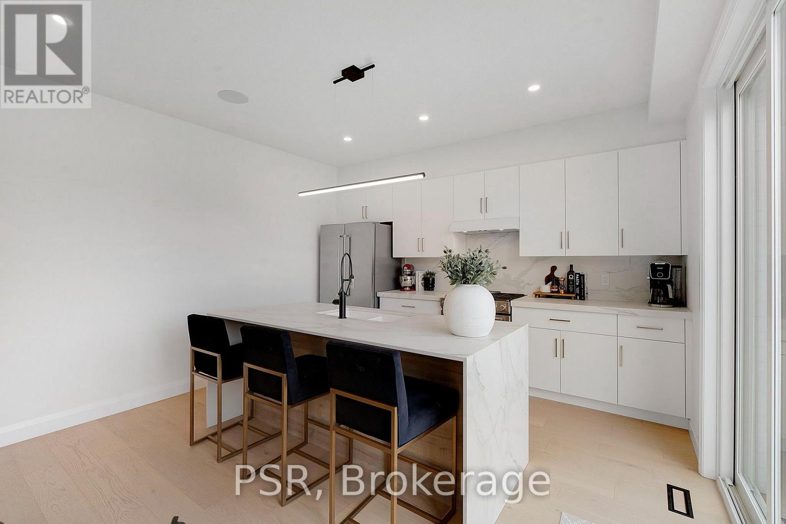50 Heron Point Lane, Woolwich, ON photo 10
