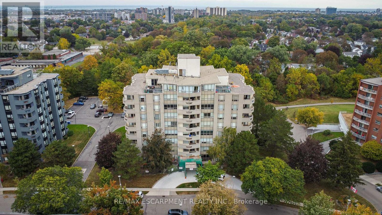 510- 8 Village Green Boulevard, Hamilton, ON