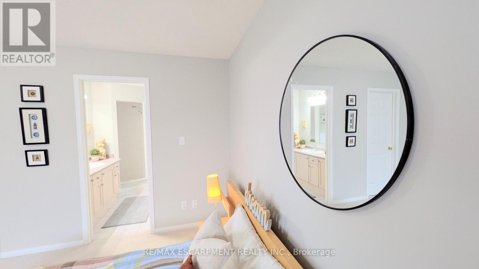 68 Benjamin Drive, Hamilton, ON photo 22