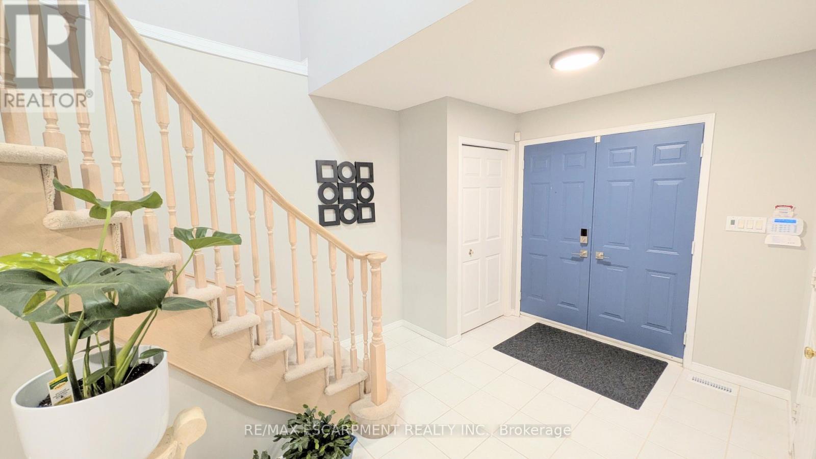 68 Benjamin Drive, Hamilton, ON photo 5